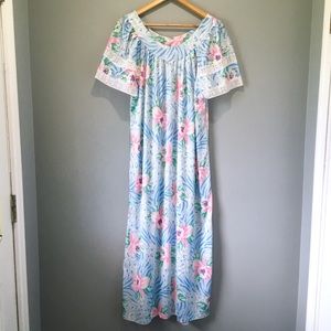60’s Vintage Pastel Blue Floral Nightgown Hamilton